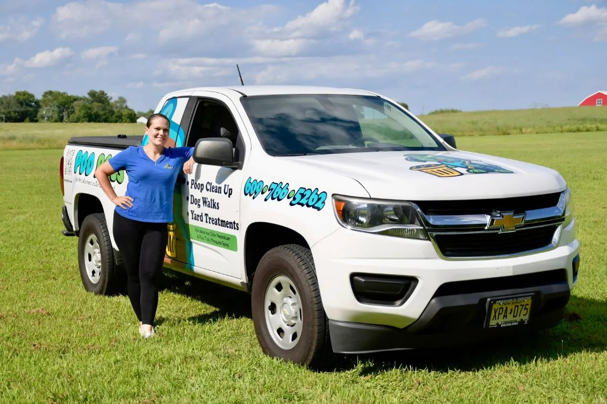 Poo Pals team providing dog waste removal in Hammonton